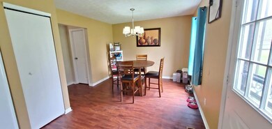 2377 Edmondton Rd dining room