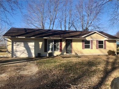14177 N South Shore Dr, Effingham, IL 62401 - photo 3