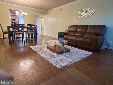 7640 Tremayne Place unit 112, McLean, VA 22102 - photo 2