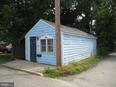 101 S Lynchburg St, Chestertown, MD 21620 - photo 3