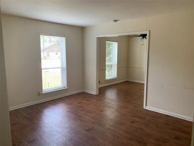 1813 W Laurel Oaks Dr, Richmond, TX 77469 - photo 4