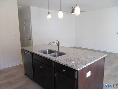 7736 Leeds Castle Ln, New Kent, VA 23124 - photo 6