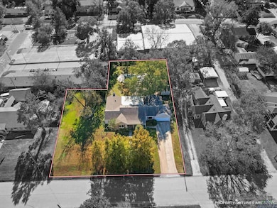 713 Buffalo St, Gilmer, TX 75644 - photo 3