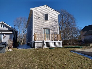 7 Birch Swamp Rd, Warren, RI 02885 - photo 2
