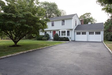 26 Lancer Rd Riverside CT-print-030-17-F