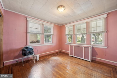 904 Myra Ave, Lansdowne, PA 19050 - photo 7