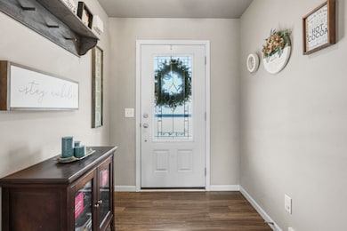 1333 Blazingstar Ln, Sun Prairie, WI 53590 - photo 3