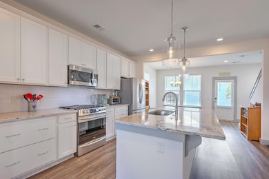 609 Blueway Ave, Summerville, SC 29486 - photo 7