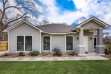 2509 W 3rd Ave, Corsicana, TX 75110 - photo 4