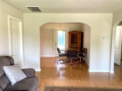 520 W Kirk St, Shawnee, OK 74801 - photo 6