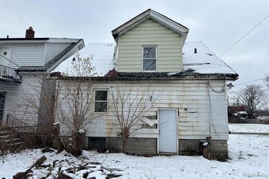 9138 Fischer St, Detroit, MI 48213 - photo 4