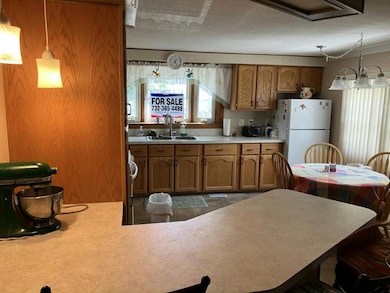 275 Pine View Way unit 88-275, Spotswood, NJ 08884 - photo 3