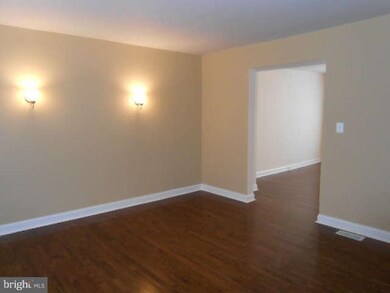 1313 Crofton Rd, Baltimore, MD 21239 - photo 6