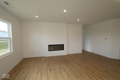 10151 Redwood Peak Ln, Indianapolis, IN 46259 - photo 5