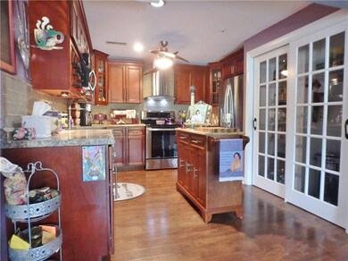 43 Kristee Cir, West Warwick, RI 02893 - photo 4