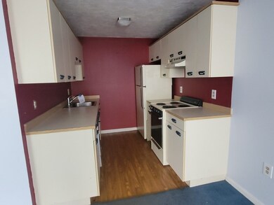 20 Knox St unit 2, Lawrence, MA 01841 - photo 6