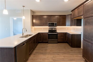 Aventura unit 308, West Des Moines, IA 50266 - photo 2