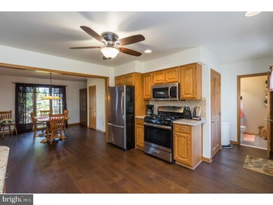 2749 Fries Mill Rd, Williamstown, NJ 08094 - photo 7