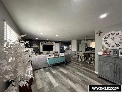 560 Hillcrest Way, Green River, WY 82935 - photo 4