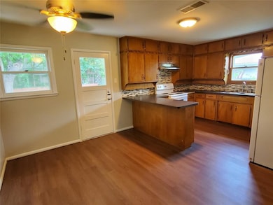 405 Kimbrough St, Fort Worth, TX 76108 - photo 4