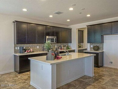 007_Gourmet Kitchen