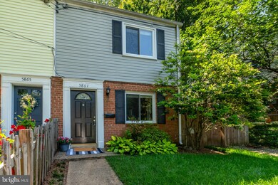 5867 Blaine Dr, Alexandria, VA 22303 - photo 3