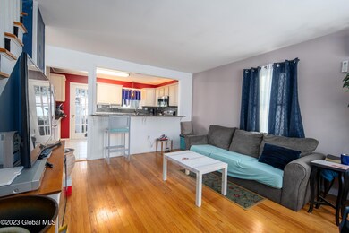 114 Washington Ave E, Rensselaer, NY 12144 - photo 3