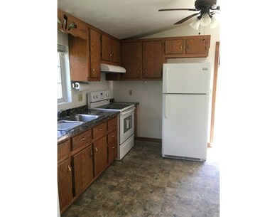 421 Main St unit 1, Spencer, MA 01562 - photo 4