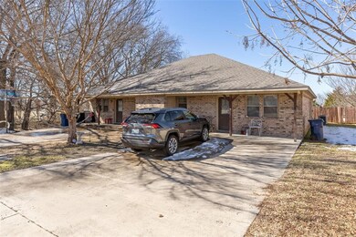 112 N Workman Rd, Decatur, TX 76234 - photo 3