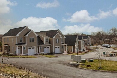 42 Longview Cir unit 42, Ayer, MA 01432 - photo 4