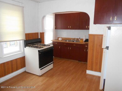 2 Ferguson Ct, Dunmore, PA 18510 - photo 2