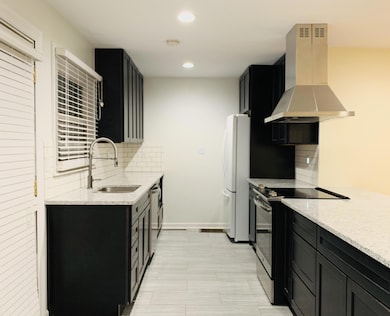 480 S May St, Southern Pines, NC 28387 - photo 3