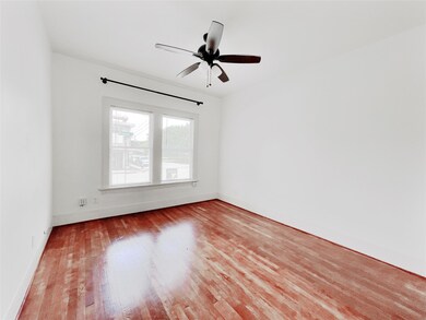 2528 Driscoll St unit A, Houston, TX 77019 - photo 5