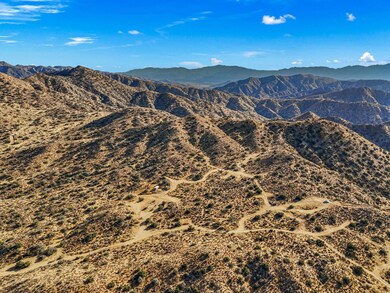 0 0 unit 225021548, Yucca Valley, CA 92284 - photo 2
