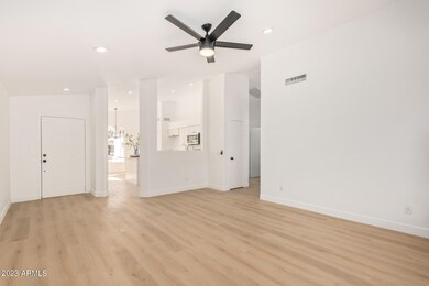 660 W Caroline Ln, Chandler, AZ 85225 - photo 5