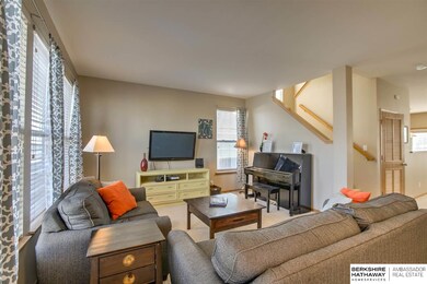 2416 S River Rock Dr, Papillion, NE 68046 - photo 4