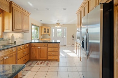 813 Silva Ct, Yreka, CA 96097 - photo 7