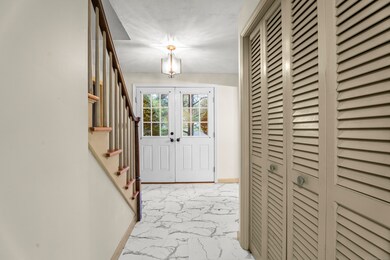 8 Roberts Rd, Bloomfield, CT 06002 - photo 7