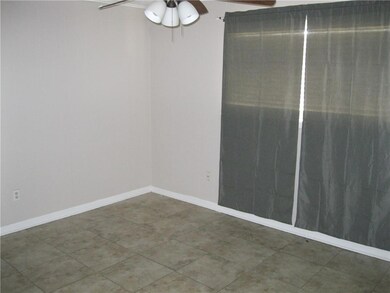 1132 Romain St unit 1/2, Gretna, LA 70053 - photo 7