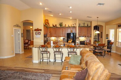 2051 N 80th-80