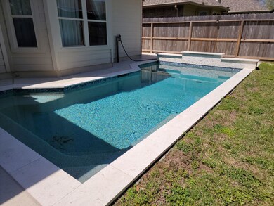 507 S Walnut St, Tomball, TX 77375 - photo 5