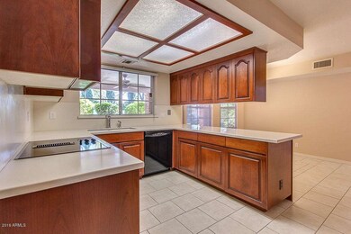 Eat-in kitchen
