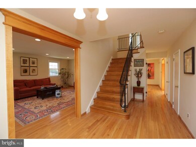 2048 Spring Mill Rd, Lafayette Hill, PA 19444 - photo 4