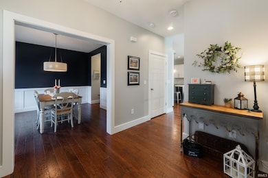 1584 S Andrew Cir, Bloomington, IN 47401 - photo 4