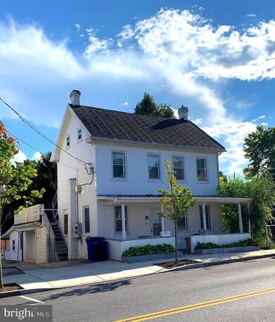 327 Jefferson St unit 2, Hagerstown, MD 21740 - photo 2