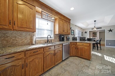 5980 Lake Wylie Rd, Lake Wylie, SC 29710 - photo 7