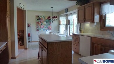 17017 L St, Omaha, NE 68135 - photo 4