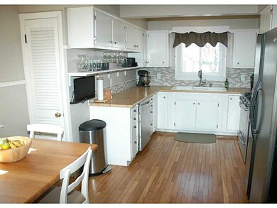 30 Sharon St, Providence, RI 02908 - photo 3