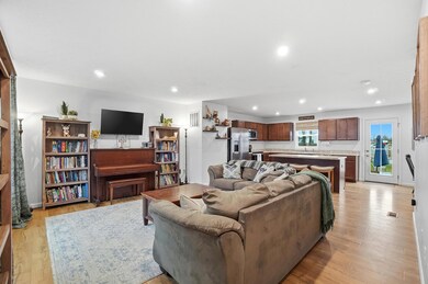 169 Chesapeake Cir, Springfield, OH 45505 - photo 6