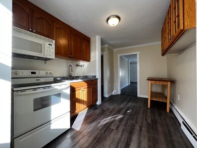 24 Pond Ave unit 1, Newport, RI 02840 - photo 6